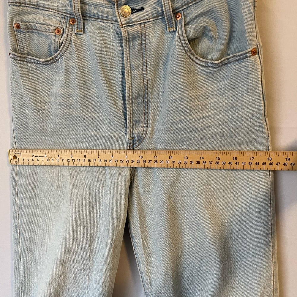Levi’s Premium Ribcage Ankle Straight Stretch Jean Light Wash 29 - Picture 10 of 16